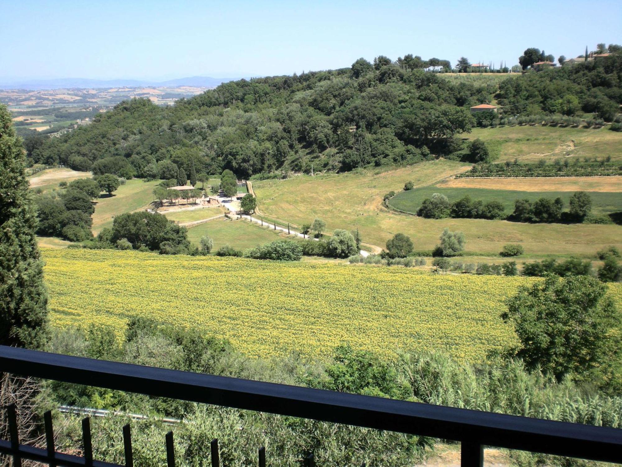 Hotel Sangallo B&B Montepulciano Stazione Εξωτερικό φωτογραφία